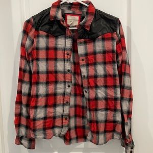 Forever 21 flannel size small